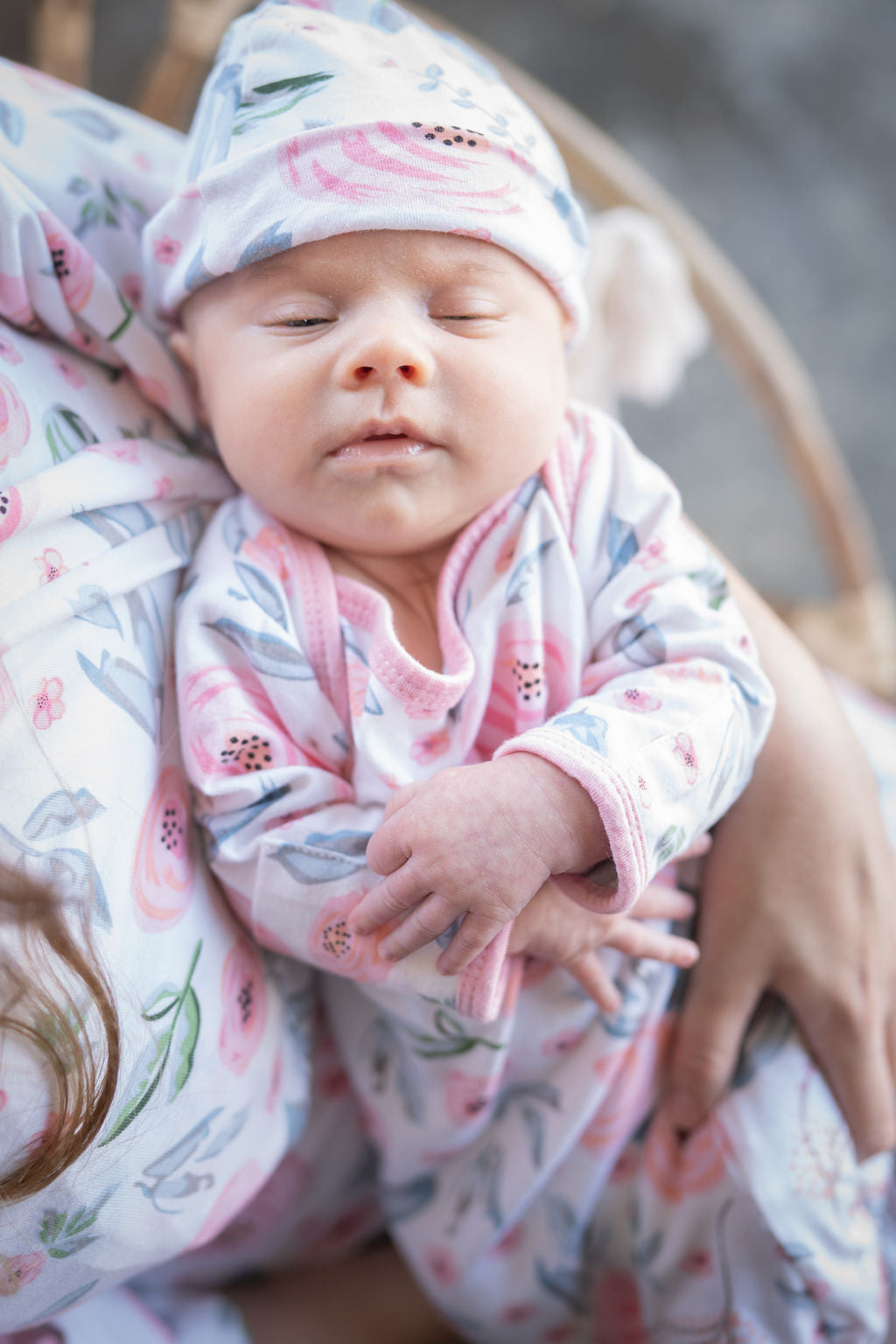 Ivy Newborn Receiving Gown & Hat Set