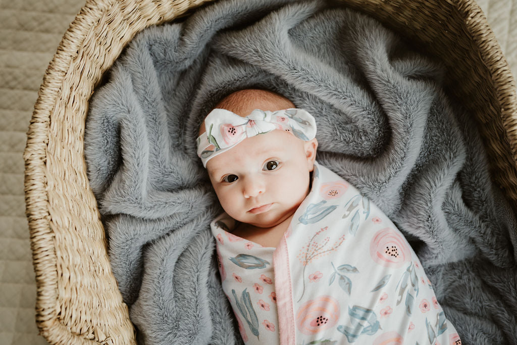 Ivy Swaddle Blanket & Newborn Headband Set