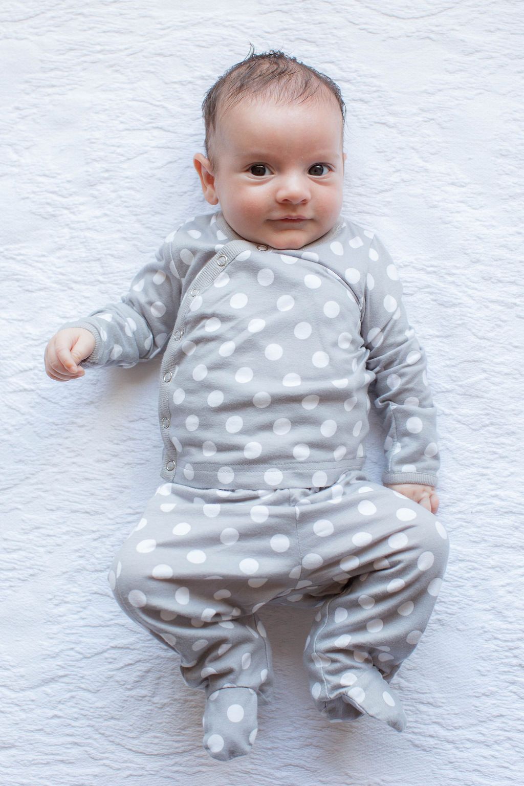 Lisa Gownie & Pillowcase Set & Charcoal Dad T-Shirt & Newborn Kimono Set (S/M only)