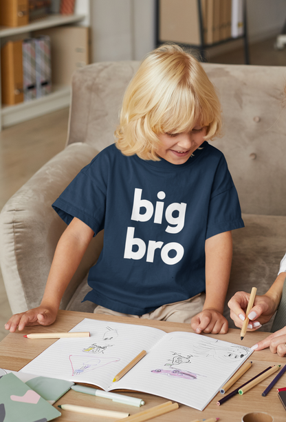 Big Bro & Little Bro T-Shirt & Baby Onesie Set