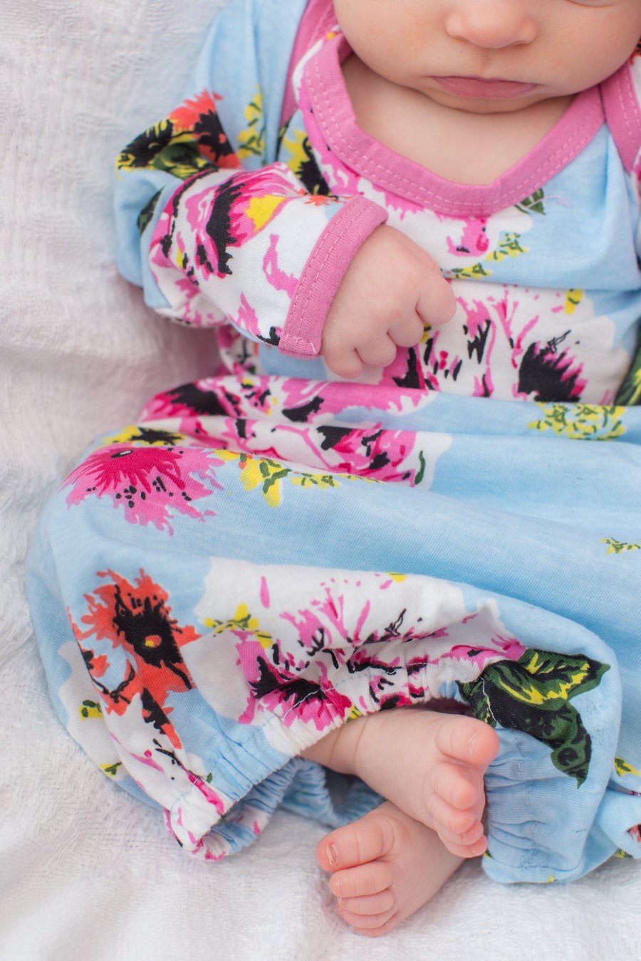 Isla Robe & Newborn Baby Gown & Hat Set