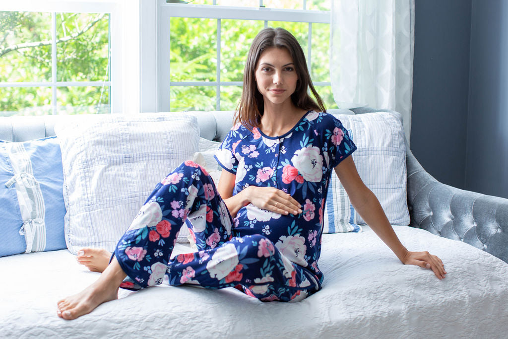 Annabelle Maternity Nursing Pajamas Hospital Stay New Mom Sleepwear –  Gownies™