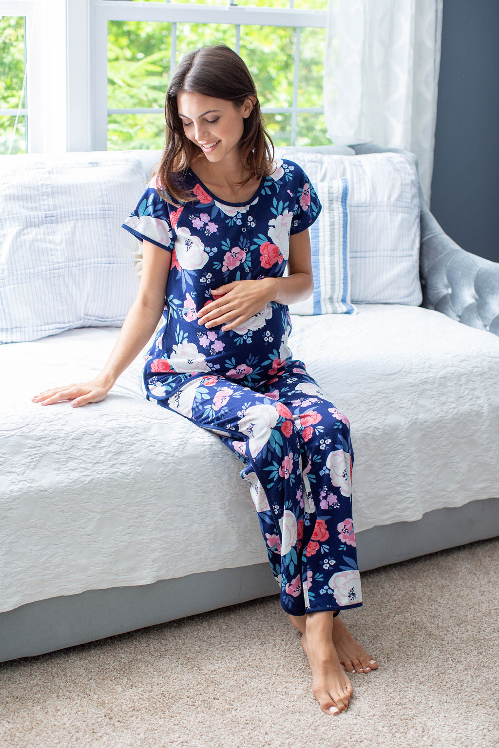 Shop Comfy and Stylish Maternity & Breastfeeding Pyjamas