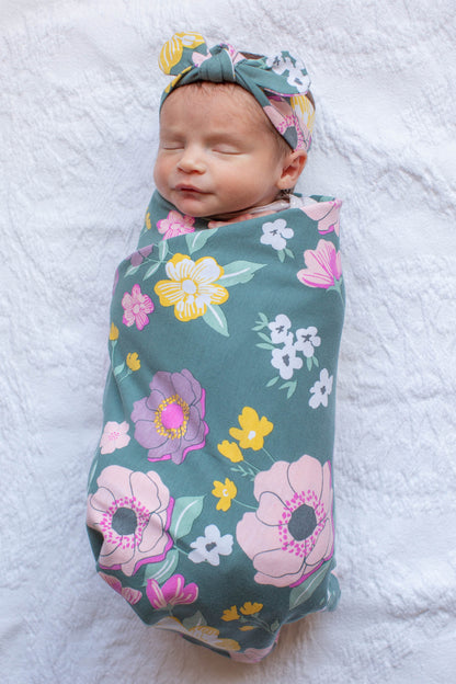 Sage Robe & Charlotte Newborn Swaddle Blanket Set