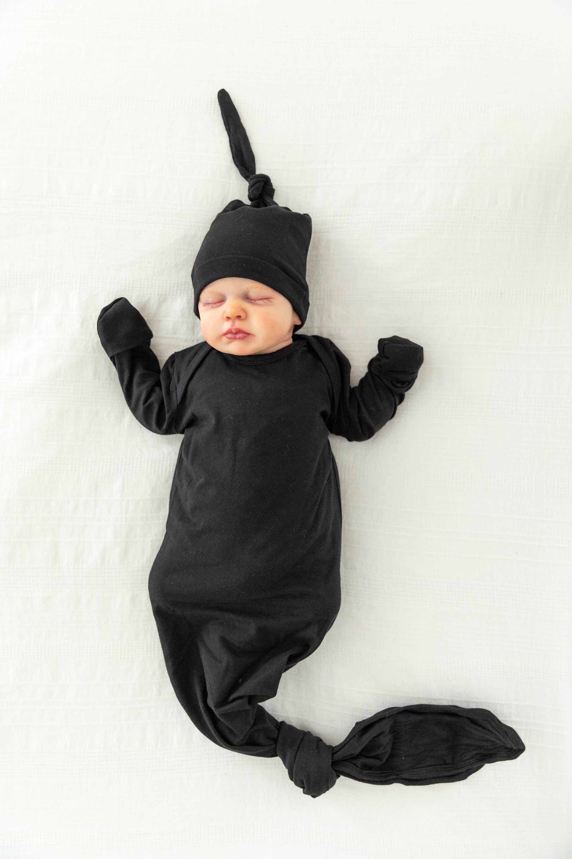 Black Ribbed Knotted Newborn Gown Set -Milk & Baby – Milk & Baby