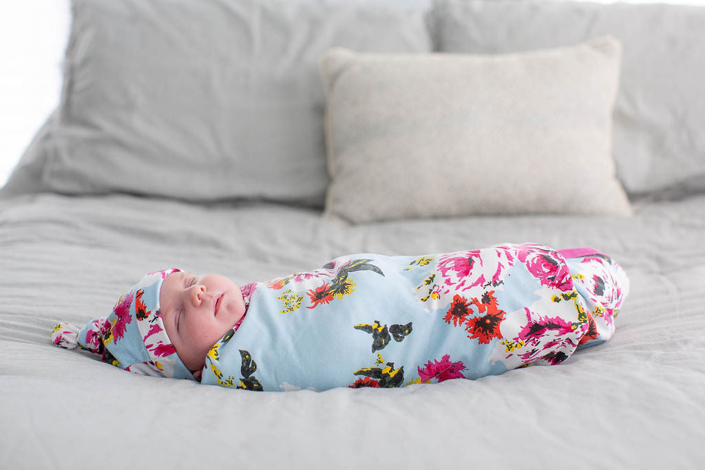 Isla Mommy & Daughter Robe Set & Newborn Swaddle Blanket Set