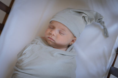 Morgan Robe & Light Grey Newborn Swaddle Blanket Set