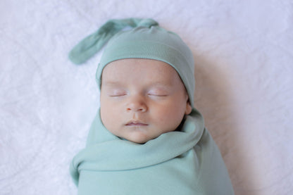 Mila Pregnancy Robe & Sage Green Swaddle Blanket Set