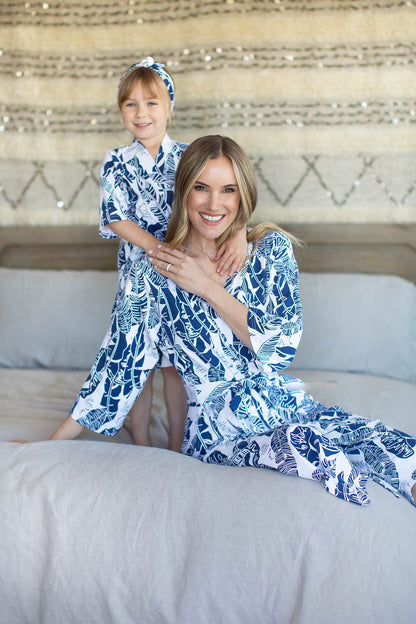 Serra Mommy & Daughter Robe Set & Newborn Swaddle Blanket Set