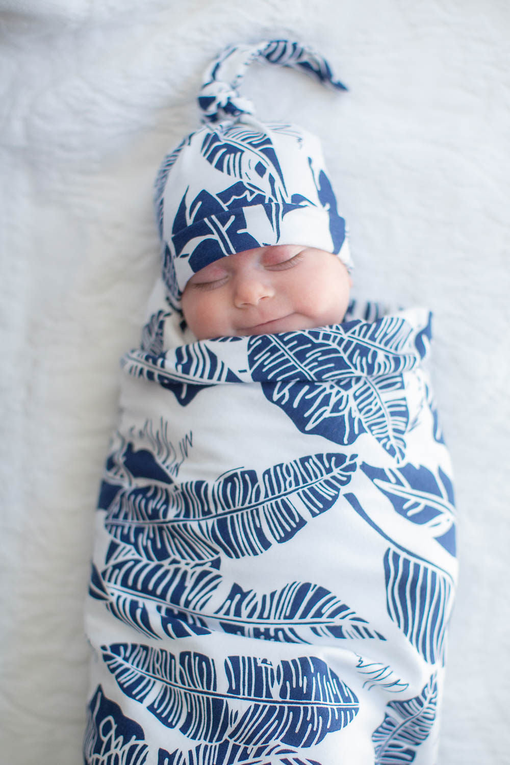 Newborn Navy Blue White Blanket and Hat Set Baby Be Mine