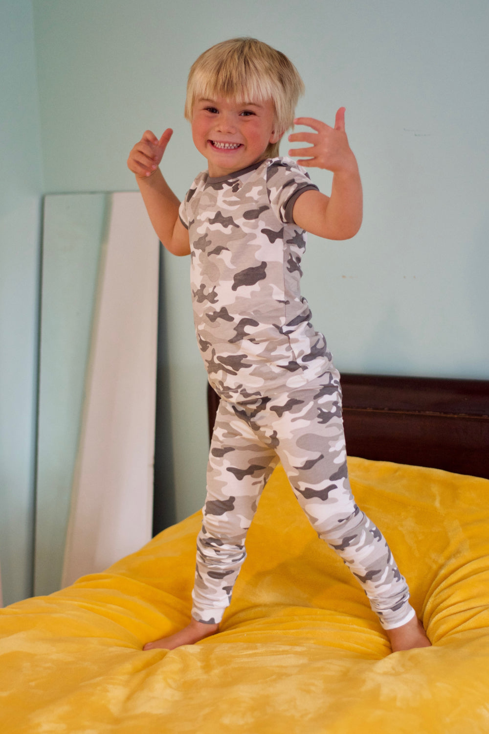 Boys discount camo pajamas